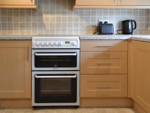 Foxley House | Pet-Friendly Stable Cottage 8 - Guest Rated 9.5/10