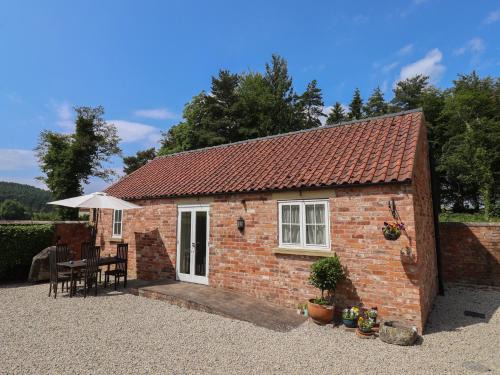 Scawton House | Pet-Friendly Stable Cottage - 4 Star Rated with Top Reviews