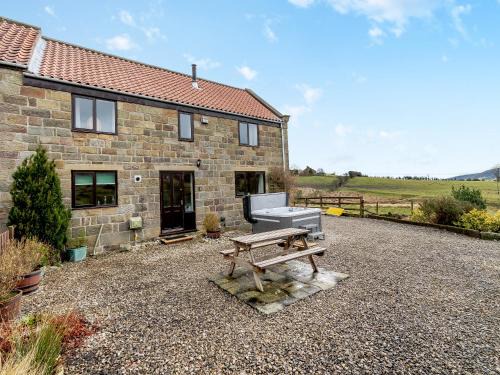 North York Moors National Park House | Stable Cottage: Ideal Retreat with Pet-Friendly Amenities