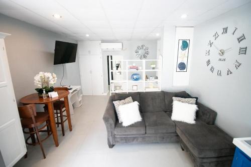 Saint James Apartment | Guest Rated 8.9: Stacys Place #3 Studio Apartment