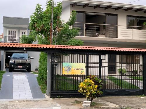 Agonia Bed & Breakfast | Top-Rated Sunrise by A-1: Pet and Child Friendly Stay
