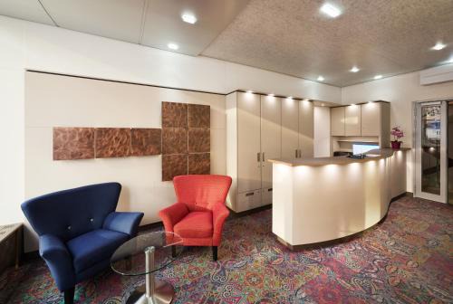 Gaisburg Hotel | Discover Stadthotel am Wasen: Pet-Friendly Comfort Awaits