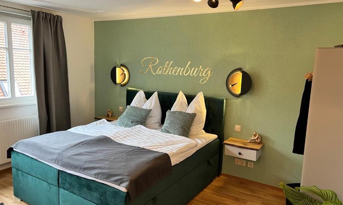 Rothenburg Old Town Apartment | Discover Stadtspeicher - Grüner Stern: Central Apartment Haven