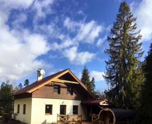 Smizany House | Stag House - Jelení Dom: Family-Friendly Retreat with Pool