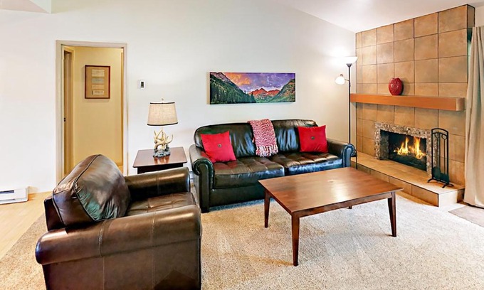 Carbondale Apartment | Family-Friendly Retreat at Stagecoach Lane House