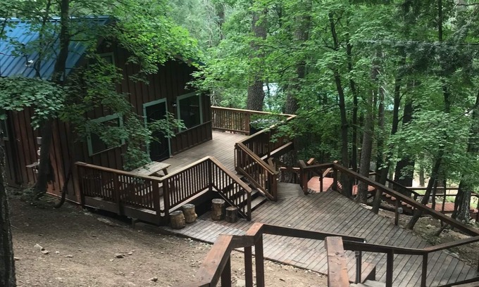 Mount Lemmon House | Elevate Your Stay at Stairway to Heaven Cabin - 9.8/10 Rated