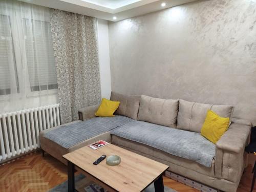 Medijana Apartment | Stan na dan