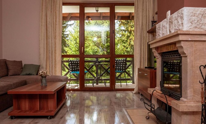 Smolyan Apartment | Delightful Stay at Stand'Art: Family Friendly & Pet Welcoming