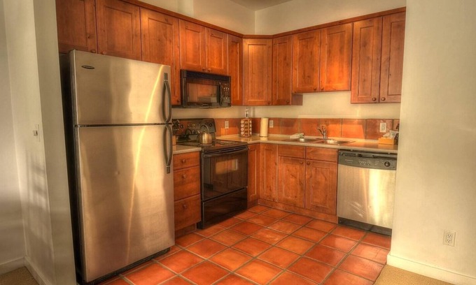 Ucluelet Condo | Family-Friendly Two Bedroom Suite with Kitchen Access