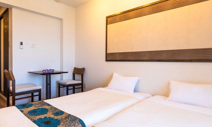 Motobu Hotel | Convenient Twin Room Near Churaumi Aquarium in Okinawa