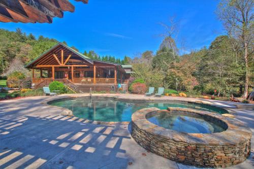 Cherry Log House | Discover Stanley Creek Lodge: Private Pool & Fishing Retreat