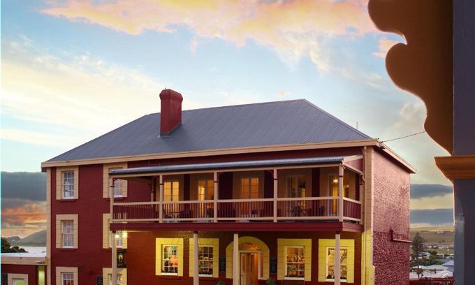 Stanley Apartment | Discover Comfort at Stanley Hotel & Apartments - 4 Star Stay