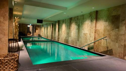 Ternes Hotel | Charming Stay at Star Champs-Elysées with Oceanfront Views