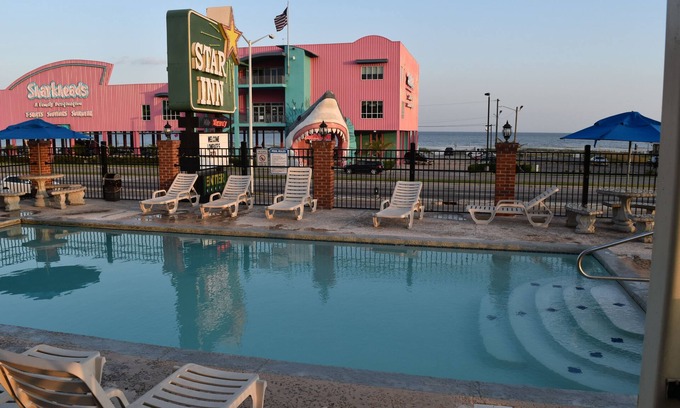 Biloxi Hotel | Discover Star Inn Biloxi: Family-Friendly Stay with Pool