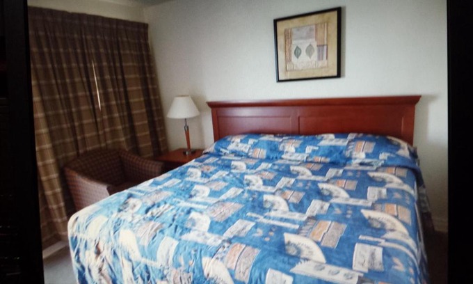 Niagara Falls Hotel | Family-Friendly Star Inn by Elevate Rooms for Memorable Stays