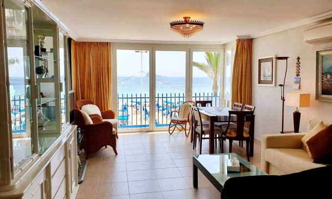 Benidorm Centro Apartment | Discover the Star of Mediterranean Apartment with Ocean Views