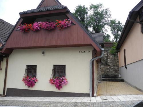 Poprad House | Pet-Friendly Star Hotel with Kitchen & Family Amenities