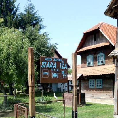 Sisak Apartment | Pet-Friendly Stara Iža: Rated 9.6/10 with Breakfast Included