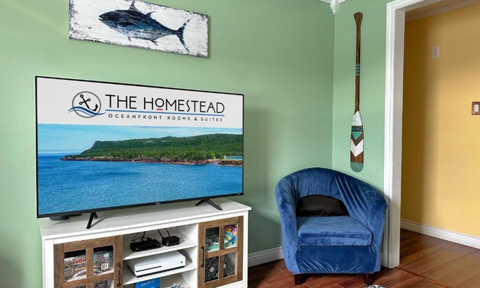 Norman's Cove-Long Cove House | Cozy Starboard Suite at The Homestead Oceanfront