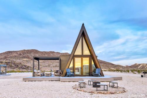 Study Butte-Terlingua Apartment | Stardust Big Bend A-Frame #9: Family-Friendly Getaway