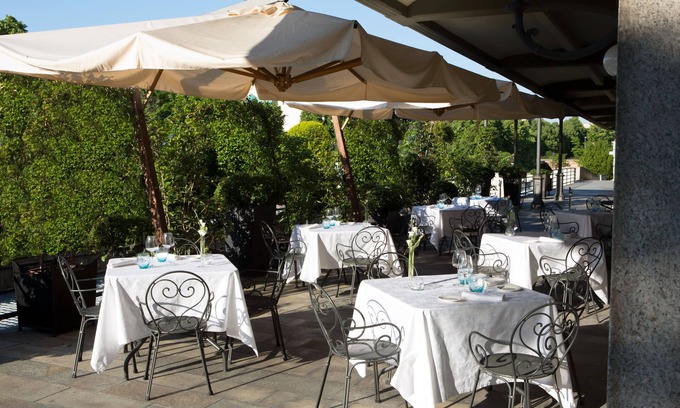 Oltretorrente Hotel | Elegant Starhotels Du Parc: 4-Star Comfort & Family Friendly