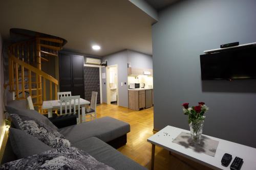 Zemun Apartment | Top-Rated Aleksei Apartmani: Breakfast & Child-Friendly Stay