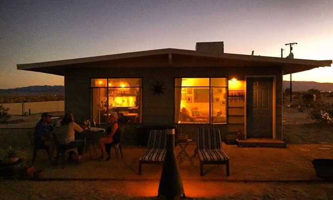 Wonder Valley House | Starlight Ranch: Family-Friendly Retreat with Mountain Views