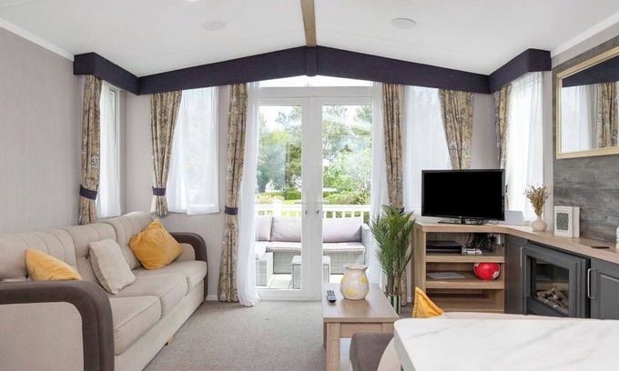 Prestonpans Apartment | Starlink WIFI - Havan Caravan Park