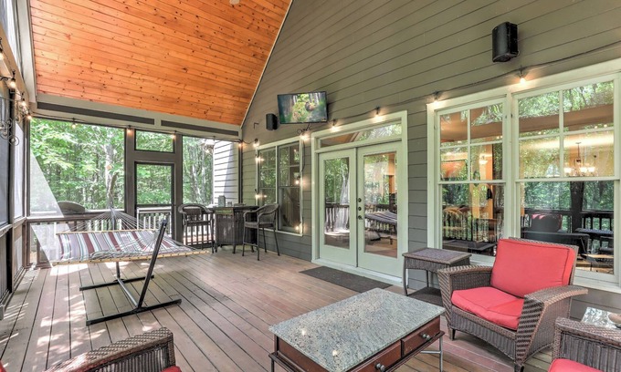 Big Canoe House | Stars Align Cottage: Relax with Hot Tub & Scenic Views