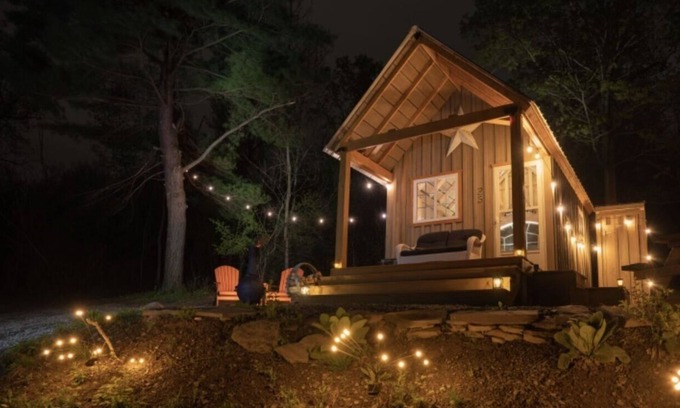 Hammondsport Cabin | Idyllic Starwood Cabin on the Wine Trail with Ocean Views