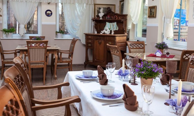 Zory Hotel | Pet-Friendly Stary Młyn: Family Vibes & Breakfast Included