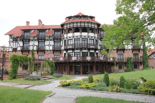 Ilawa Hotel | Oceanfront Stary Tartak: 4-Star Family-Friendly Retreat