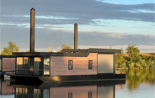 Ohe en Laak Boat Rental | Experience Statendam 12 Oh Laak: Family-Friendly Retreat