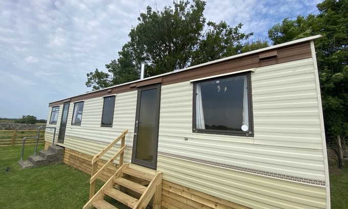 Bryngwran House | Idyllic Static Caravan Near Rhosneigr on Isle of Anglesey