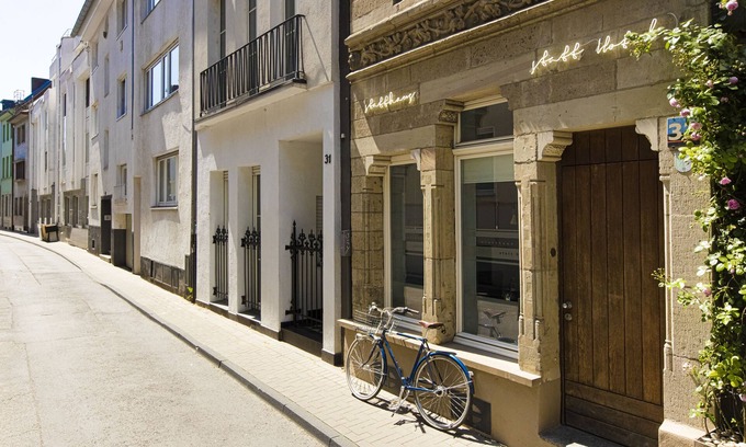 Altstadt-Nord Apartment | Experience Elegance at statthaus - statt Hotel with Spa