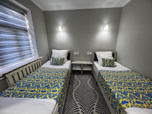 Fergana House | Budget-Friendly Comfort at Status House with Hot Tub