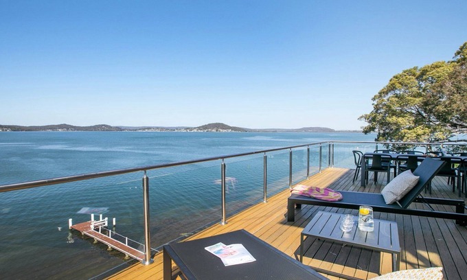 Point Clare House | Winter Special: Pay 2 Nights, Stay Extra for Free!