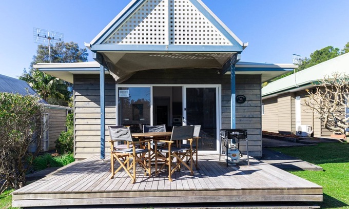 Berrara Ski Chalet | Book Your Stay at Kangaroo Cabin: 9.6/10 Guest Rated!