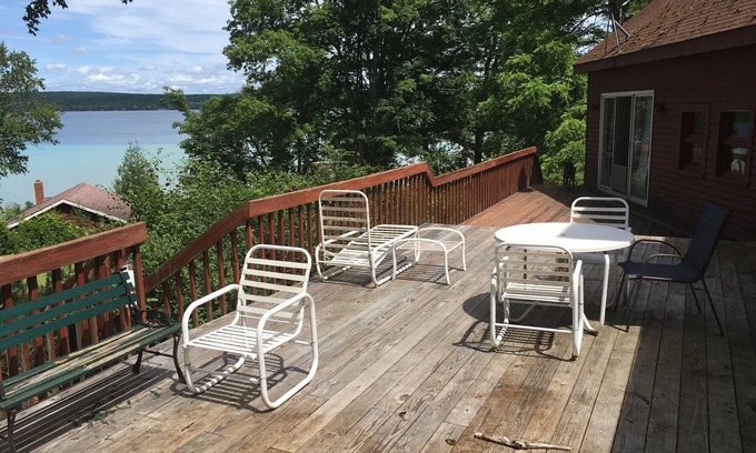 Kewadin House | Experience a Breathtaking Escape by the World's Top Lakes