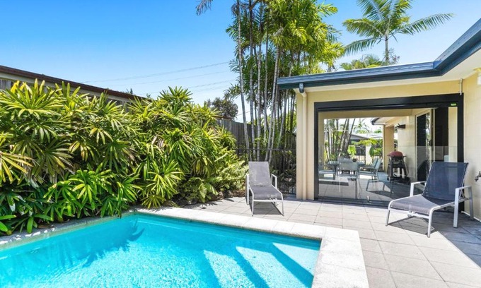 Kewarra Beach House | Experience Unmatched Comfort at the Albatross Hotel