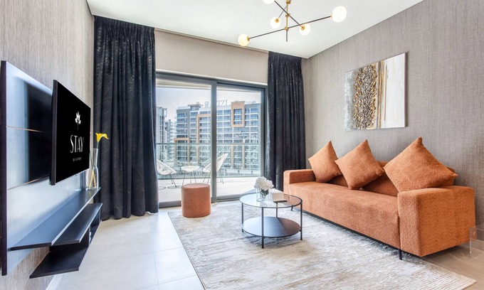 Nad Al Sheba Apartment | Elegant 1BR Holiday Home Near Burj Khalifa Awaits You