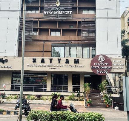 Dwaraka Nagar Hotel | Comfortable Stay at Ritz Comfort with Family-Friendly Amenities