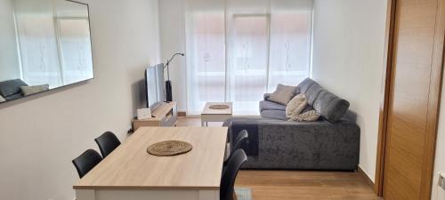 Algorta Apartment | Family-Friendly Getxo Retreat Near Metro and Beach