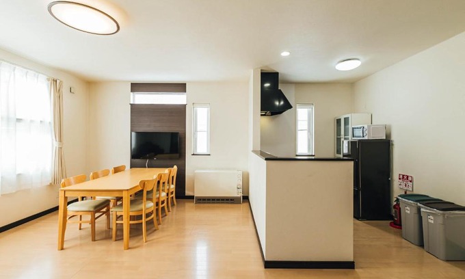 Asahikawa House | Discover Asahibashi: Family-Friendly Retreat with Hot Tub