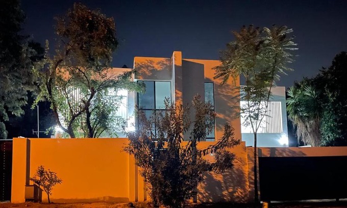 Weltevredenpark House | Experience Comfort at Carlazo - Unlimited WiFi Included