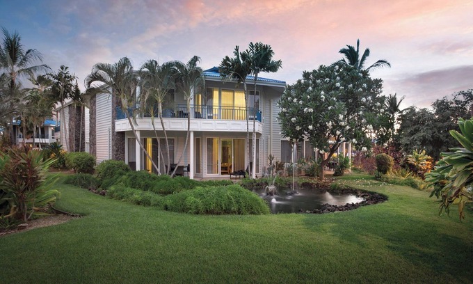 Keauhou Resort | Stay in paradise minutes from the beach