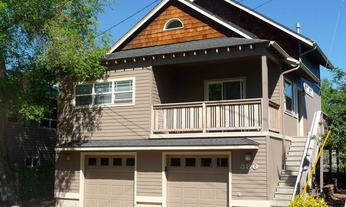 Old Bend House | Central Bend Retreat - Perfect for Exploring on Foot!
