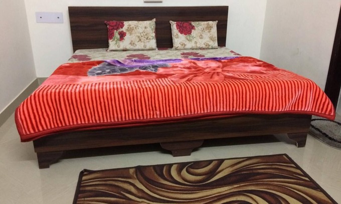 Vrindavan Apartment | Discover Comfort Just Steps from ISKCON Temple, Vrindavan