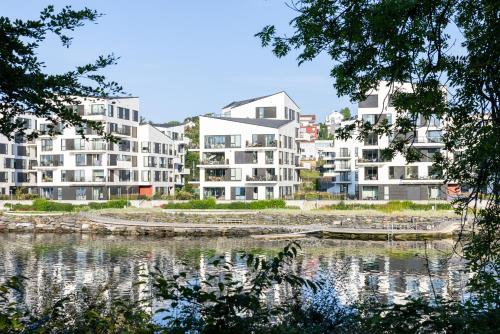 Stavanger Apartment | Experience Stay North Paradis: Pet & Child Friendly Retreat