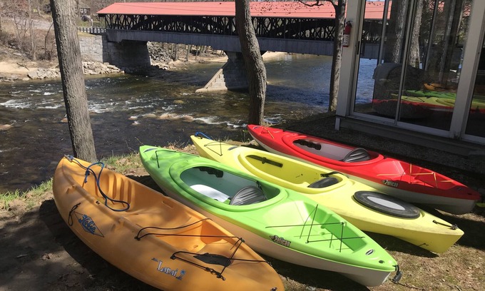 North Conway House | Idyllic Stay by the Saco River near a Covered Bridge